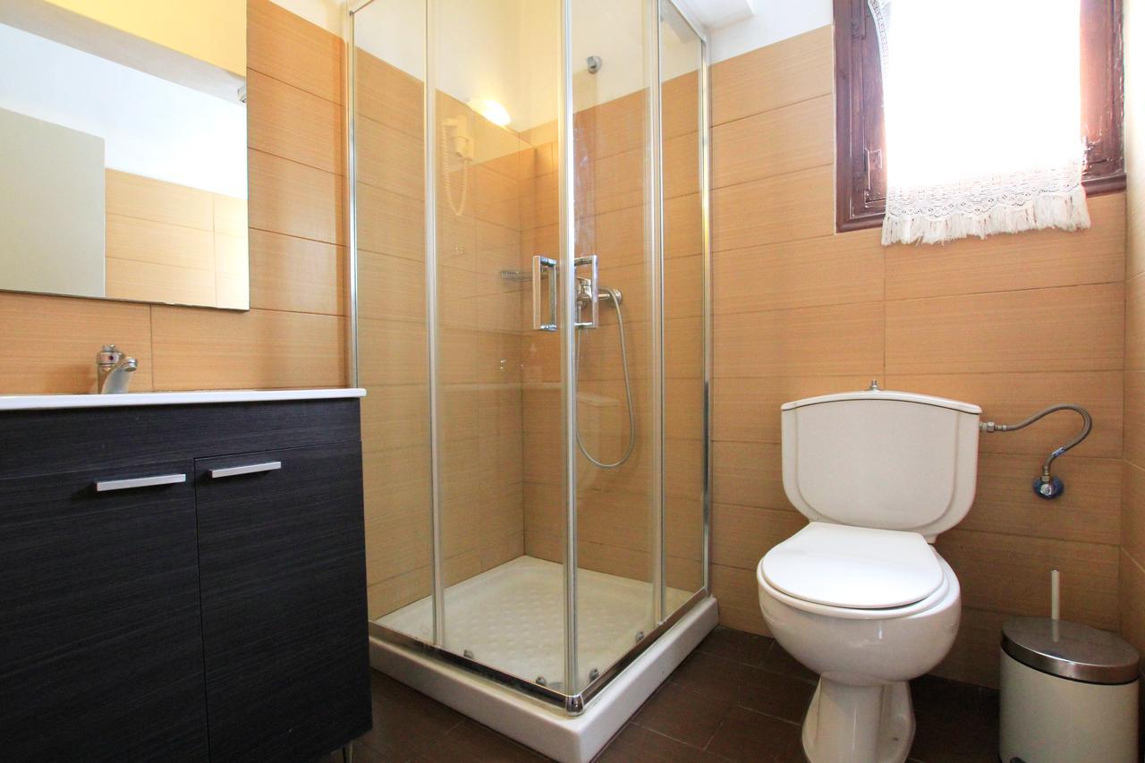 Traditional Apartments Alexandra Меис Экстерьер фото